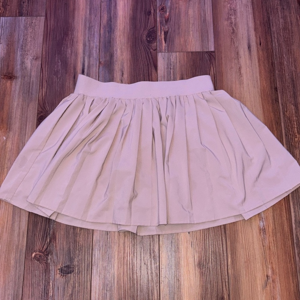 Rue 21 Pleaded mini skirt